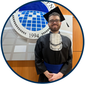 Guilherme di Savoia recém-graduado em Engenharia de Software na Faculdade Infnet